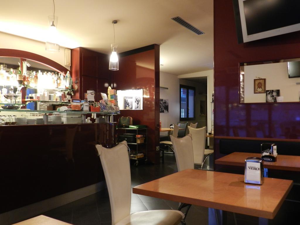 Locanda Trattoria Caffe Cavour Cittadella Ngoại thất bức ảnh